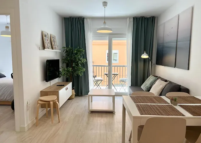 Tarifa Cozy House - Central - Parking - Wifi
